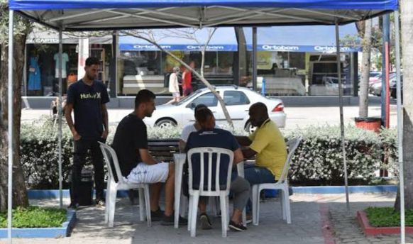 Procon Cabo Frio promove ação para tirar dúvidas sobre direitos do consumidor