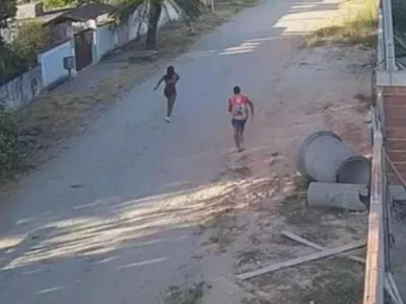 Jovem de 17 anos que tentou estuprar menina em Maricá se apresenta às autoridades