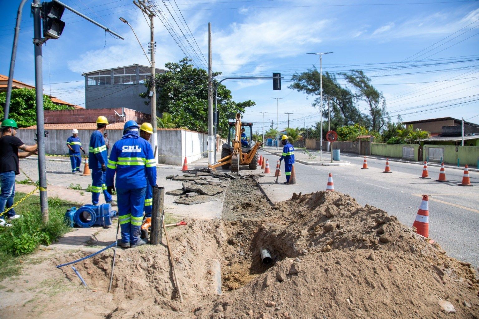 Mil famílias do Caiçara, em Arraial do Cabo, vão receber água tratada pela primeira vez