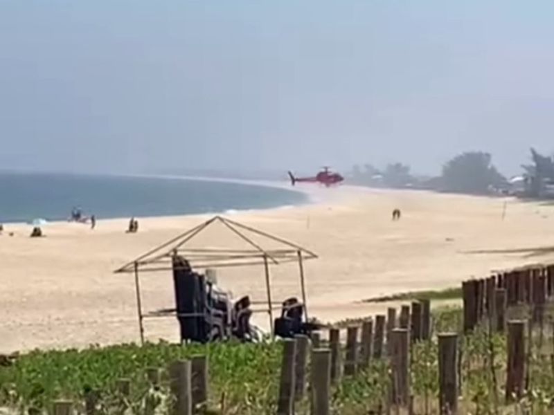 Pescadores à deriva no mar de Saquarema são resgatados pelos Bombeiros e levados para Maricá