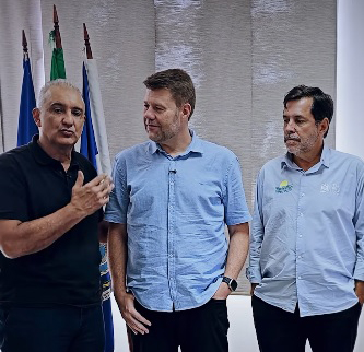 Prefeito de Rio das Ostras amplia parceria com Governo do Estado visando crescimento do Turismo