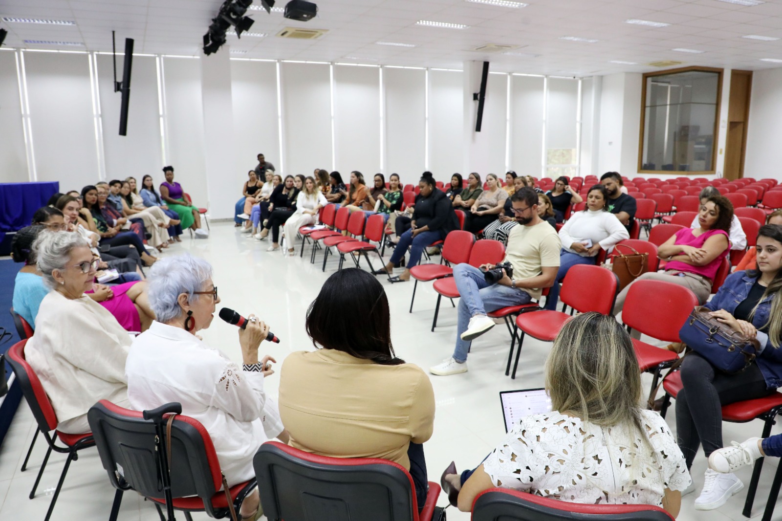 Encontro em Macaé reúne mulheres para tratar da equidade de gênero na sociedade