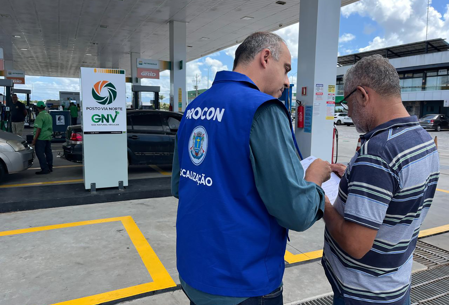 Postos de GNV em Macaé são alvo de fiscalização do Procon