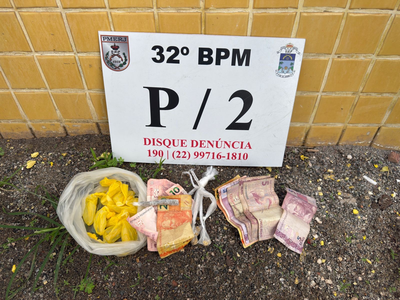 Polícia Militar apreendeu dois menores com drogas em Macaé