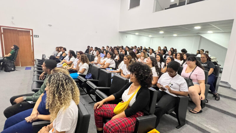 Superintendência realiza evento com foco nos direitos das mulheres e protagonismo jovem, em Arraial do Cabo