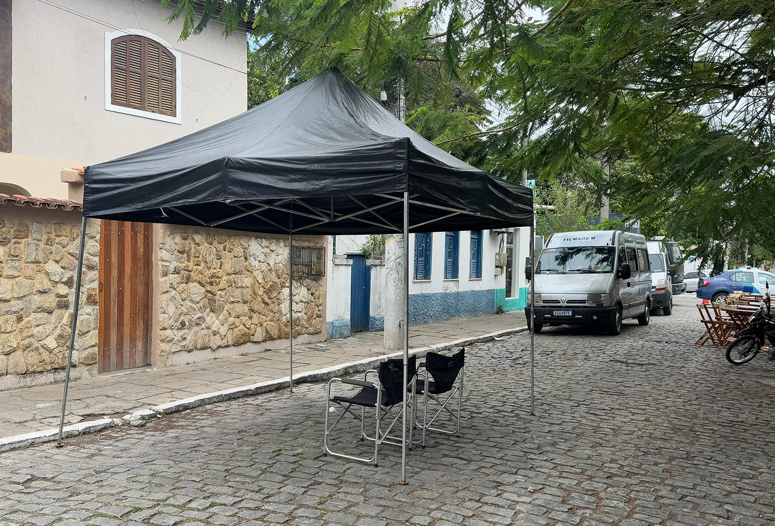 Cabo Frio vira set de longa sobre feminicídio que promete impactar o Brasil