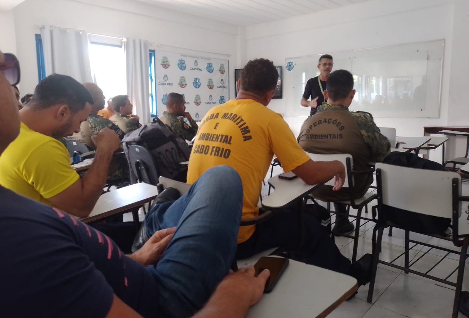 Guarda Civil de Cabo Frio recebe capacitação em brigada florestal com apoio do Inea