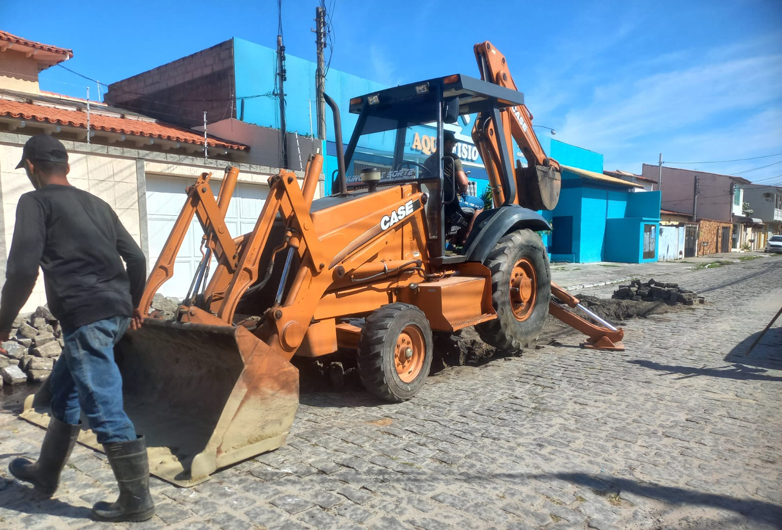 Prefeitura de Cabo Frio reforça rede pluvial em quatro ruas do Jardim Caiçara