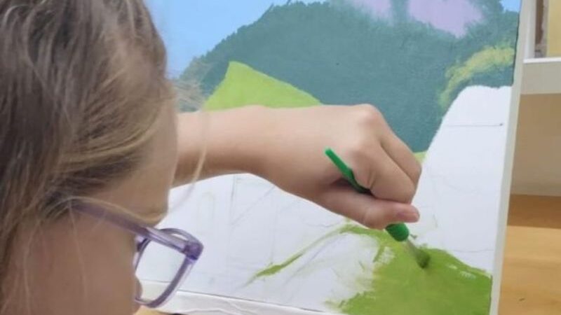 Exposição inicia celebração do aniversário de Rio das Ostras no Parque dos Pássaros