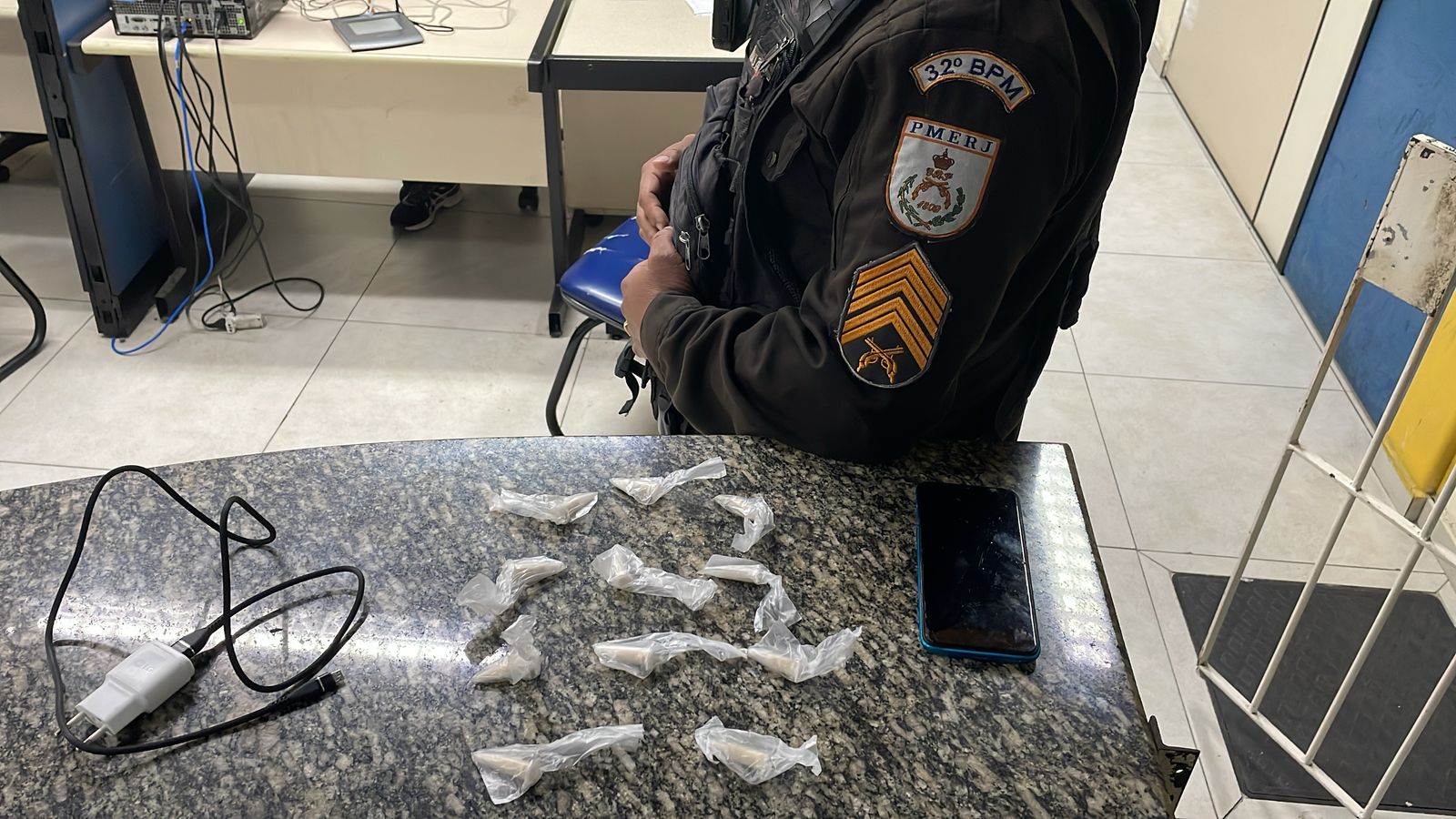 Trafico de drogas: homem é preso no bairro Lagomar em Macaé