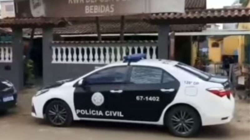 Ação da 128ª DP e da Enel terminam com prisão de dona de depósito em Rio das Ostras 