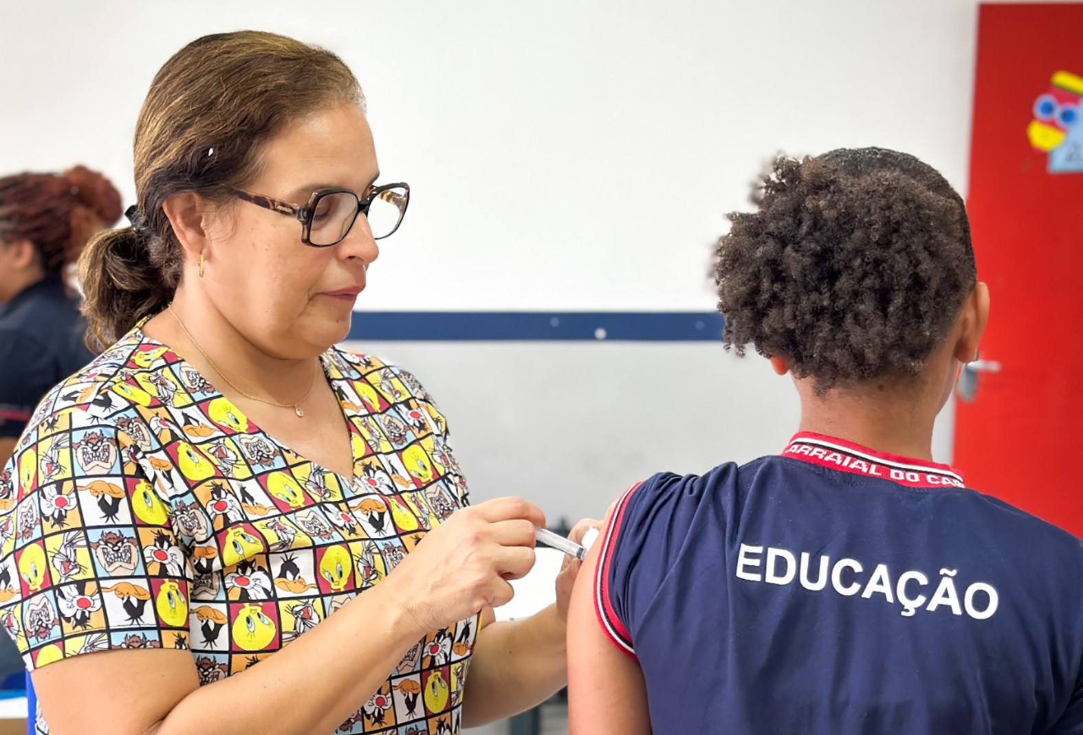 Prefeitura de Arraial do Cabo intensifica campanha contra Influenza com Dia D e ações nas escolas