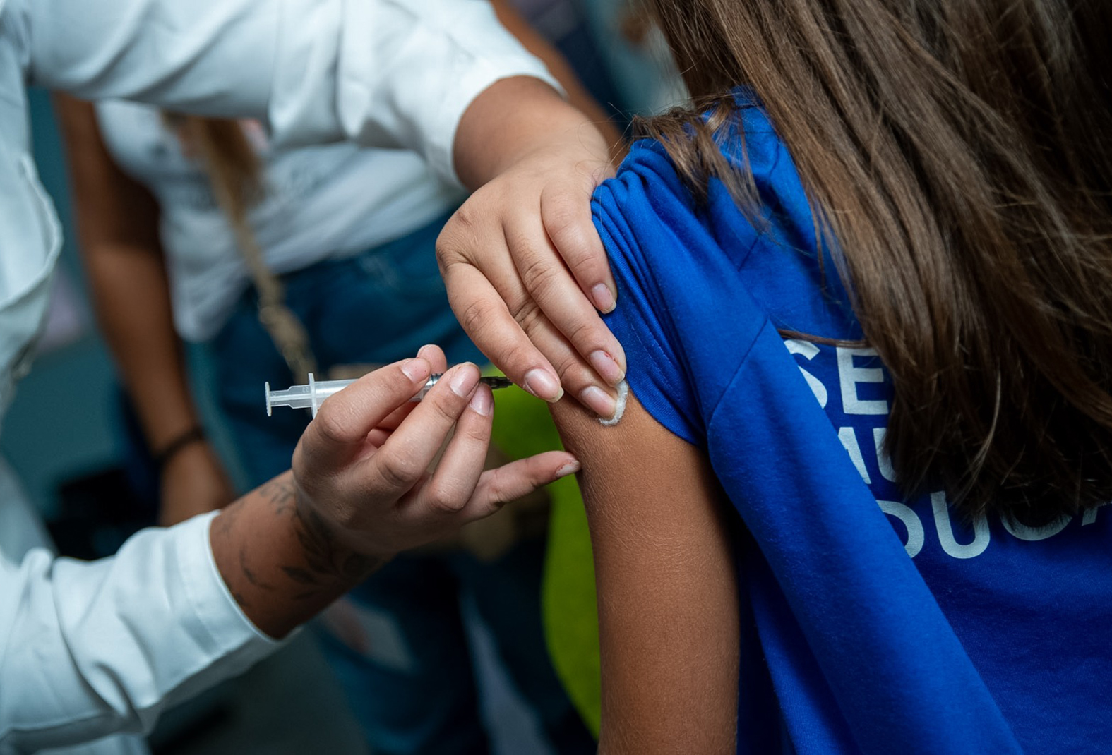 Vacinação nas escolas: campanha reforça proteção de estudantes de Cabo Frio e abre espaço para toda a comunidade