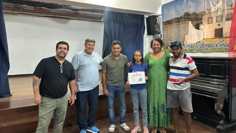 Projeto de robótica educacional avança em Cabo Frio com novas turmas e entrega de certificados