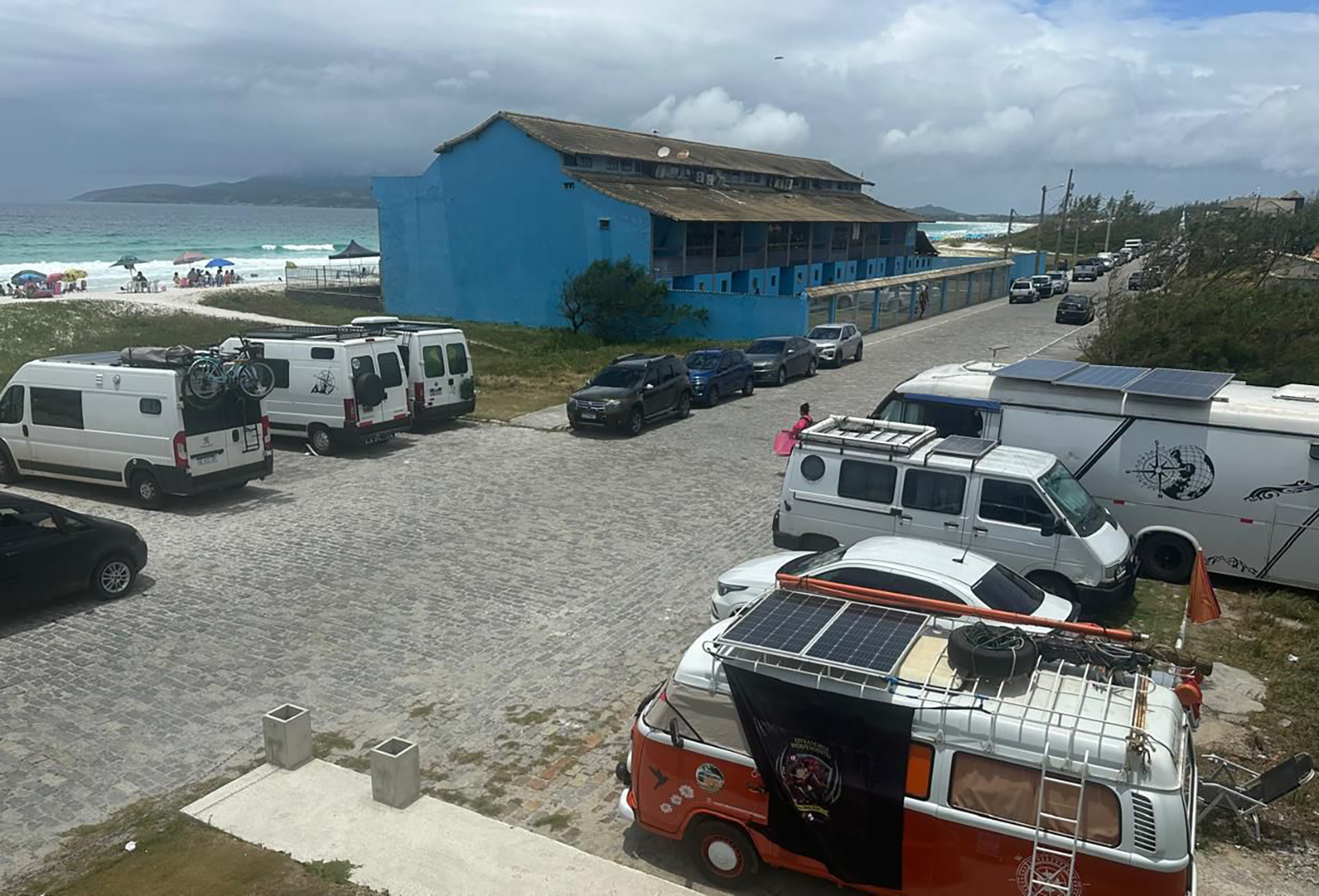 Secretaria de Meio Ambiente de Cabo Frio apura irregularidades no uso de trailers e motorhomes no bairro Foguete