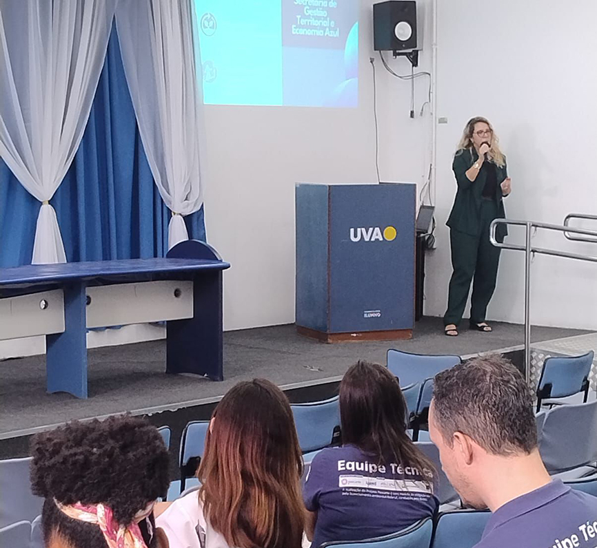 Cabo Frio promove oficina sobre governança e plano da Economia Azul