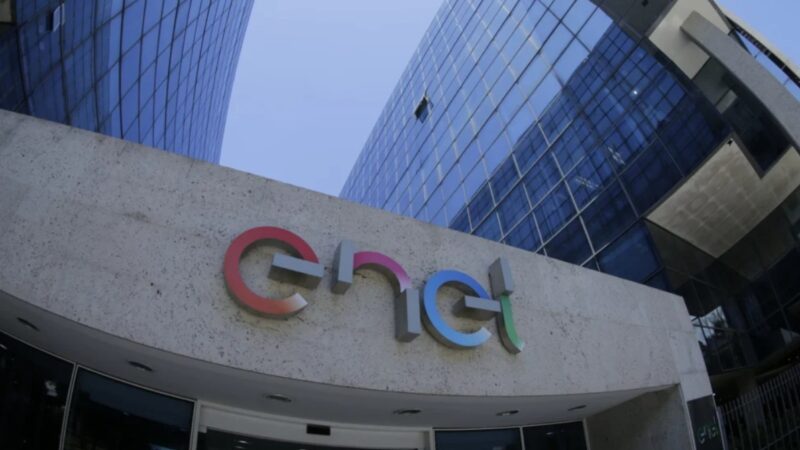 Enel é obrigada pela Justiça a regularizar energia em duas cidades do Norte Fluminense