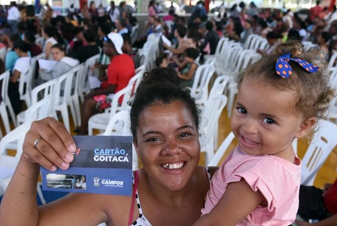 Campos realiza atualização do CadÚnico para famílias do Cartão Goitacá