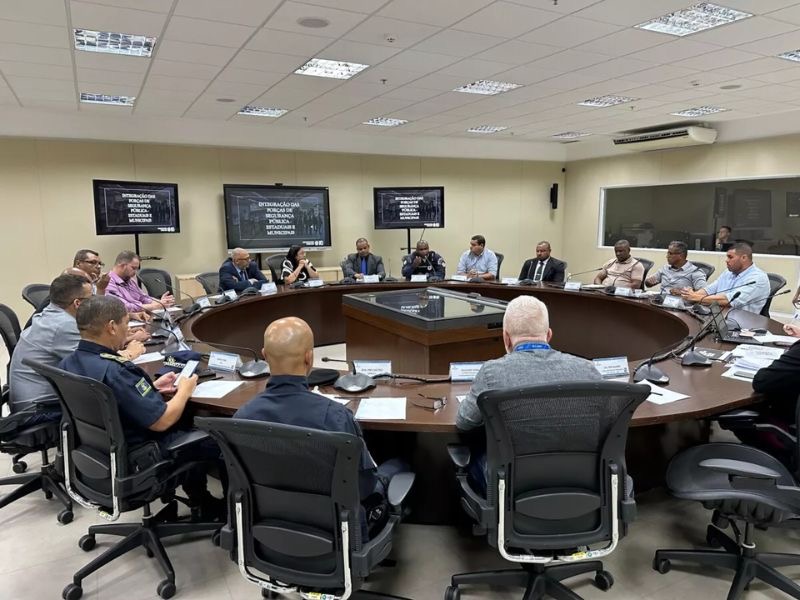 Casimiro de Abreu participa de reunião no Rio sobre integração da segurança pública