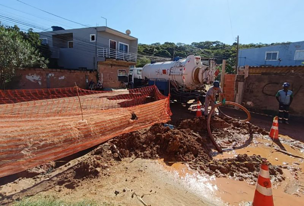 Rio+ realiza ações no Âncora, em Rio das Ostras, após cobranças da prefeitura