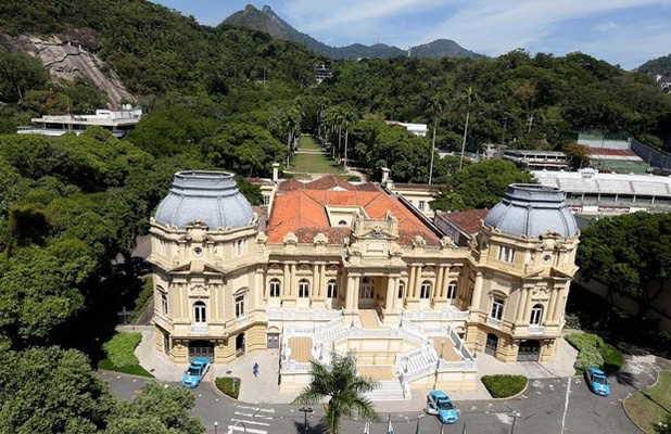Unamar recebe ação social que garante casamento gratuito a casais de baixa renda em Cabo Frio