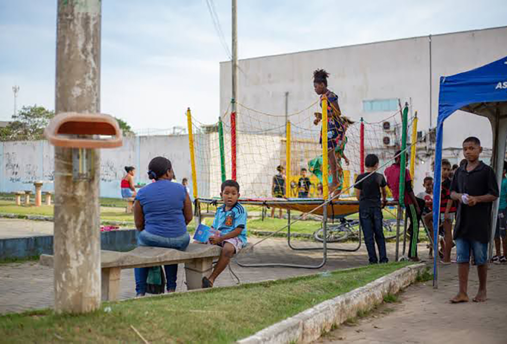 Projeto em Cabo Frio oferece serviços, capacitação e orientação jurídica para jovens e famílias
