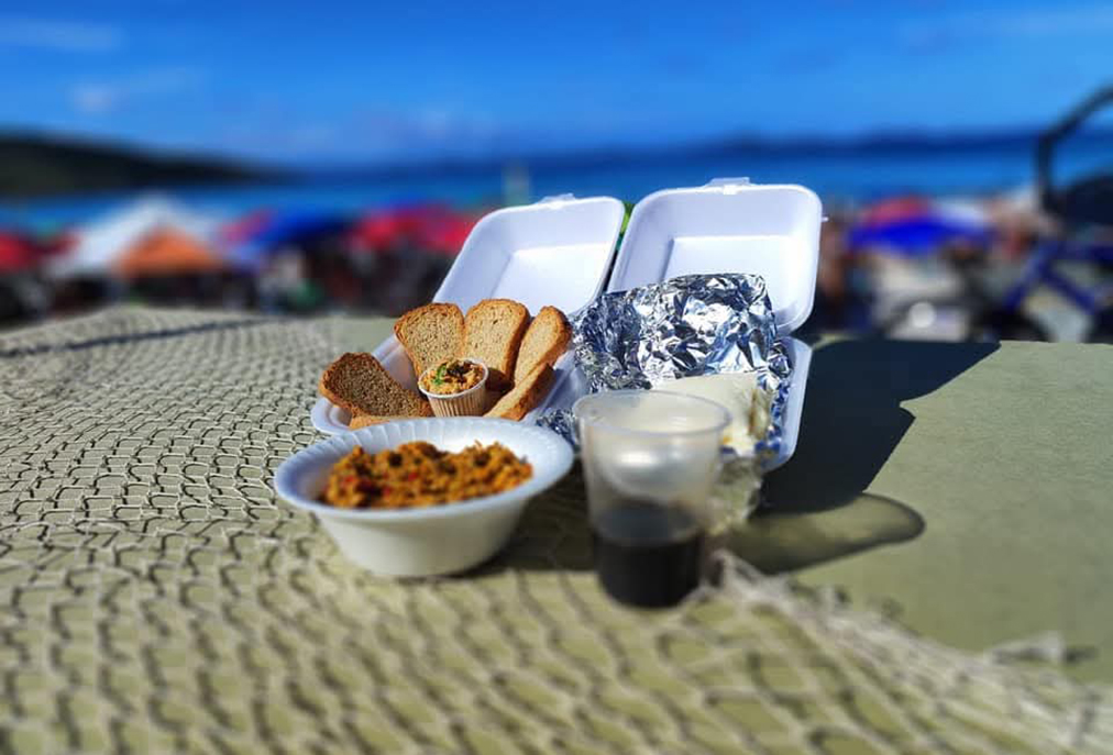 Feira Café com Peixe promete cultura, sabores e música em Arraial do Cabo