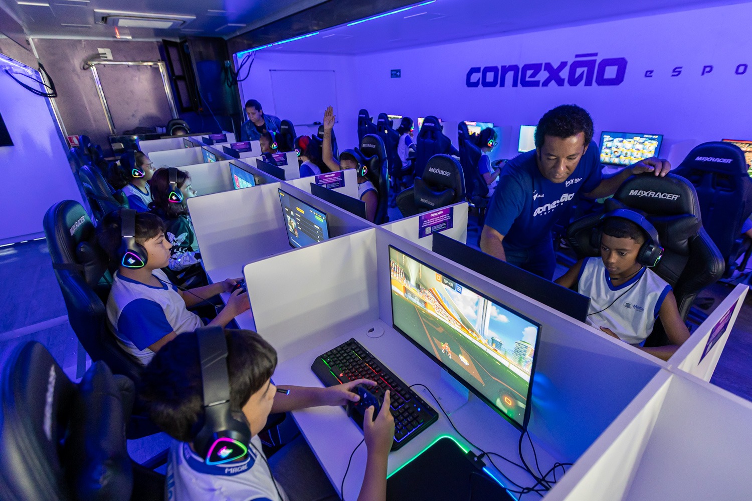 Conexão eSports transforma Arena Poliesportiva de Macaé em espaço de inovação e jogos