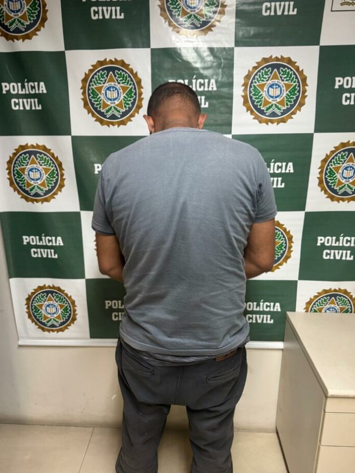 Pai é preso em Campos acusado de violência e ameaça contra a filha
