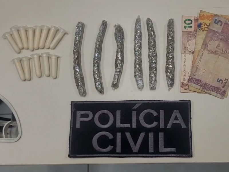 Polícia Civil apreende 2 adolescentes vendendo drogas em bairro de Rio das Ostras