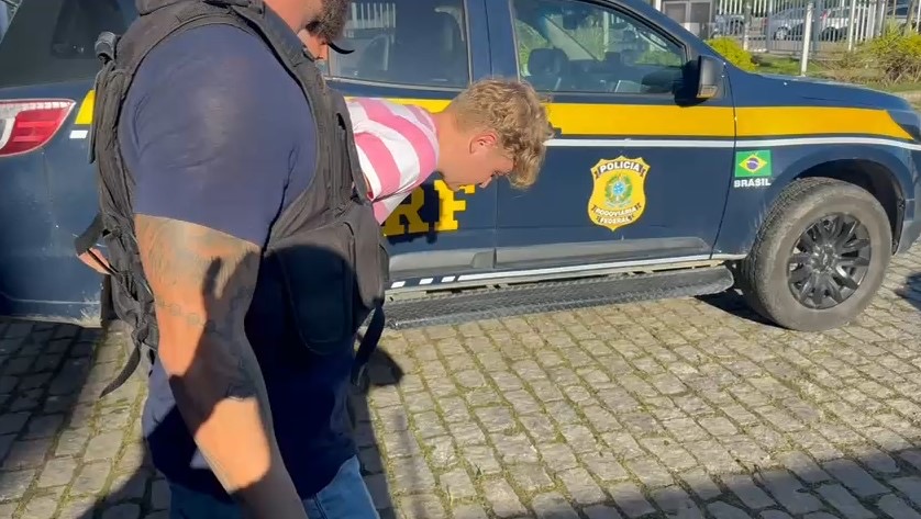 Suspeito é flagrado transportando entorpecentes em Casimiro de Abreu