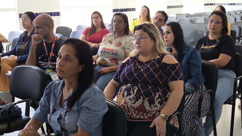 Evento LiterArraial 2025 movimentou a cidade de Arraial do Cabo