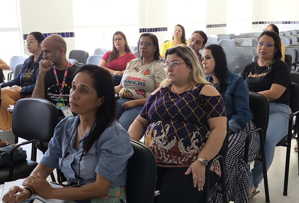 Evento LiterArraial 2025 movimentou a cidade de Arraial do Cabo