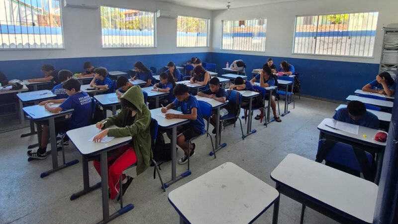 Alunos de Cabo Frio se preparam com simulados e grupos de estudo para Olimpíada de Finanças