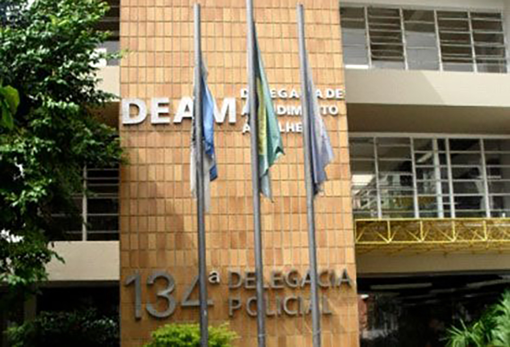 Homem que estuprou e engravidou a enteada de 10 anos foi preso pelo DEAM de Campos