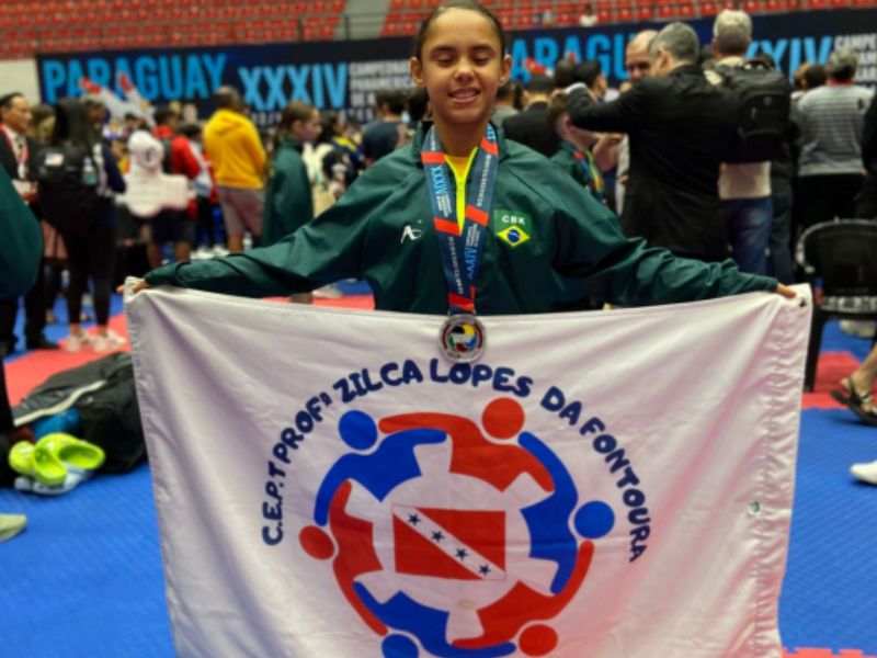 Karateca de Maricá leva a prata no Pan-Americano Júnior, em Assunção, no Paraguai