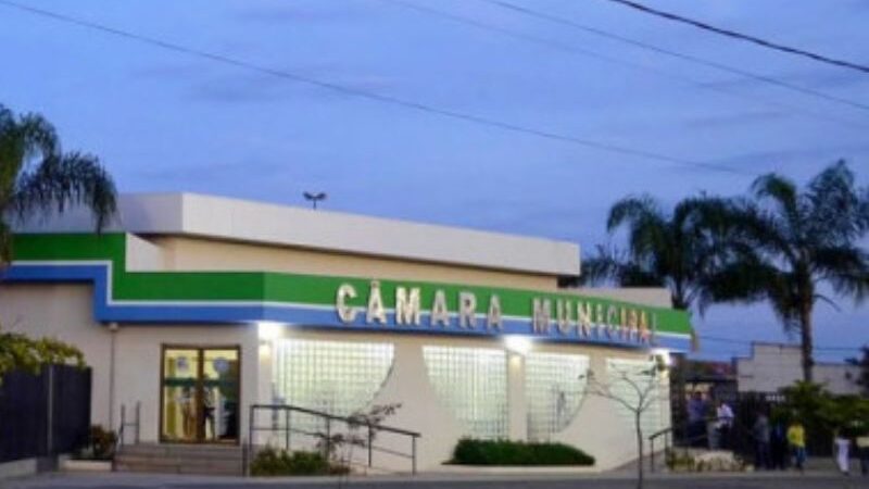 Novo projeto da Fundação de Cultura começa com aula inaugural na Câmara de Rio das Ostras