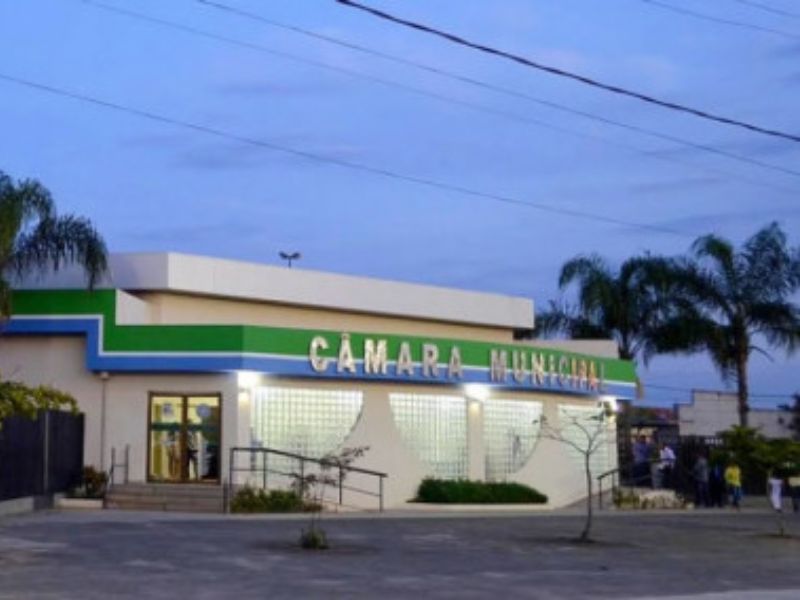 Novo projeto da Fundação de Cultura começa com aula inaugural na Câmara de Rio das Ostras