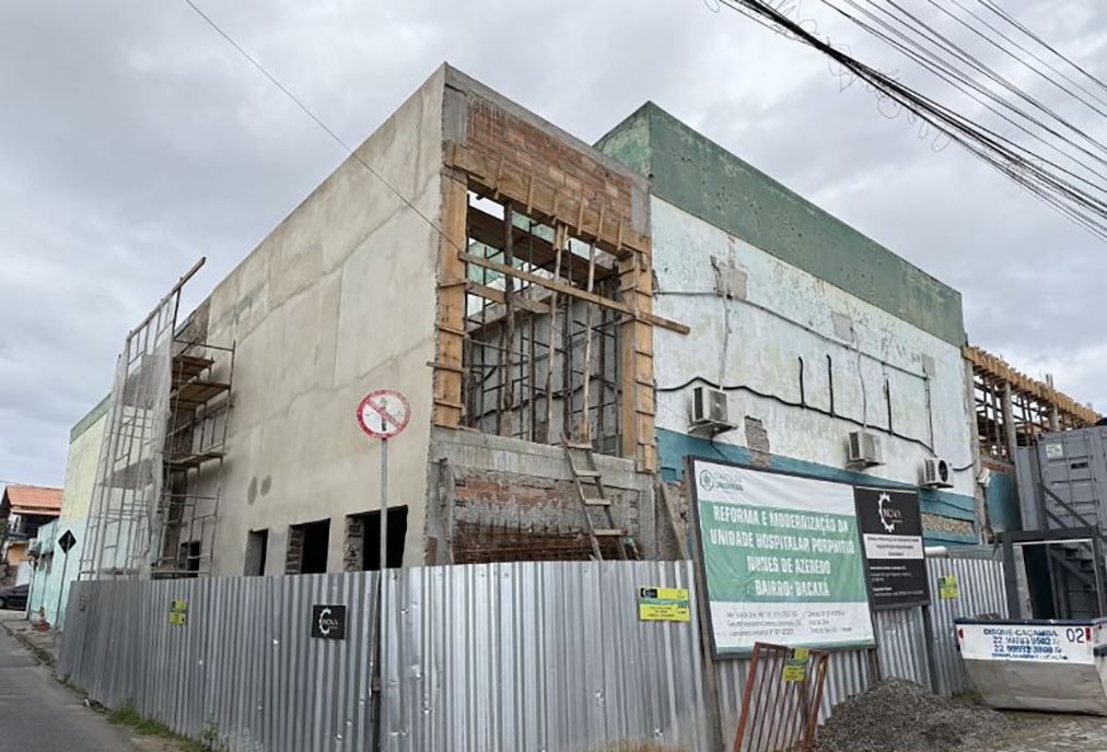 Prefeitura atualiza andamento das obras de reforma do Hospital de Bacaxá, em Saquarema