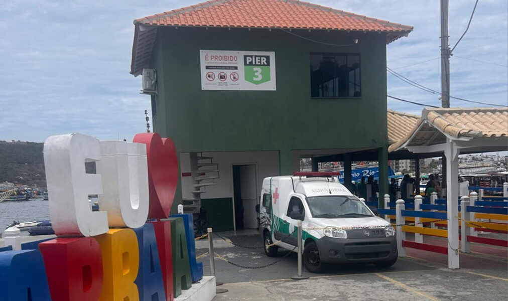 Atendimento especial da FIPAC em Arraial para registrar embarcações antes do prazo final