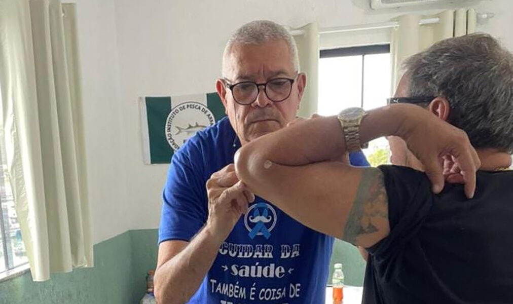 Atividade da FIPAC reforça cuidados com a saúde do homem em Arraial do Cabo