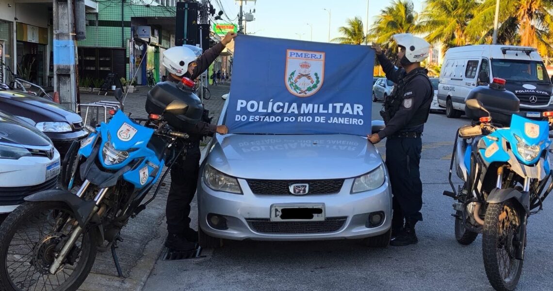 Policiais do 32º BPM recuperam carro roubado em bairro de Rio das Ostras