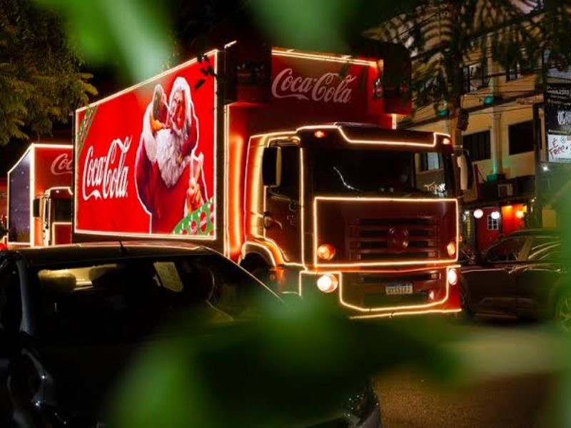Programação de Natal tem Caravana Coca-Cola em Rio das Ostras e Barra de São João no feriado