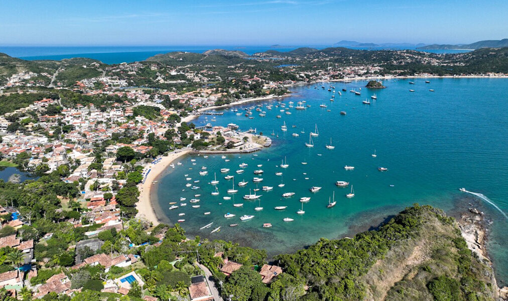 Turistas lotam Búzios no feriado da Consciência Negra