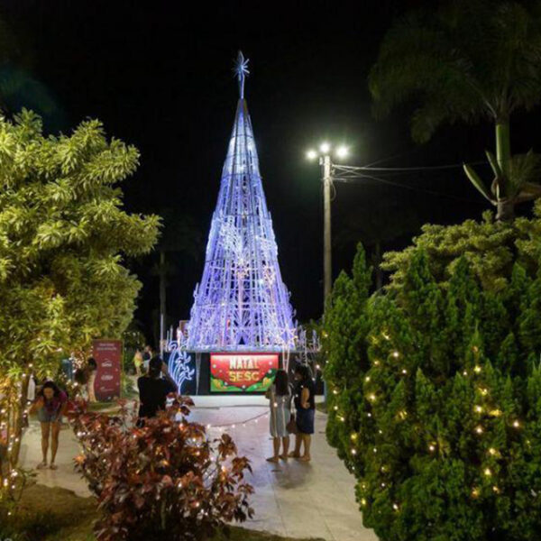 Rio das Ostras acende o Natal Sesc e celebra parceria que movimenta a economia