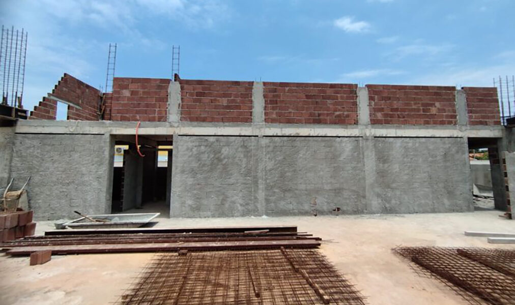 Complexo Educacional de Jaconé, em Saquarema, apresenta avanço nas obras