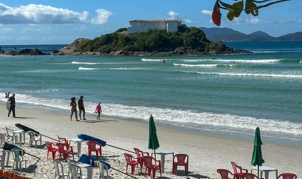 Cabo Frio implementa identificação oficial para trabalhadores das praias