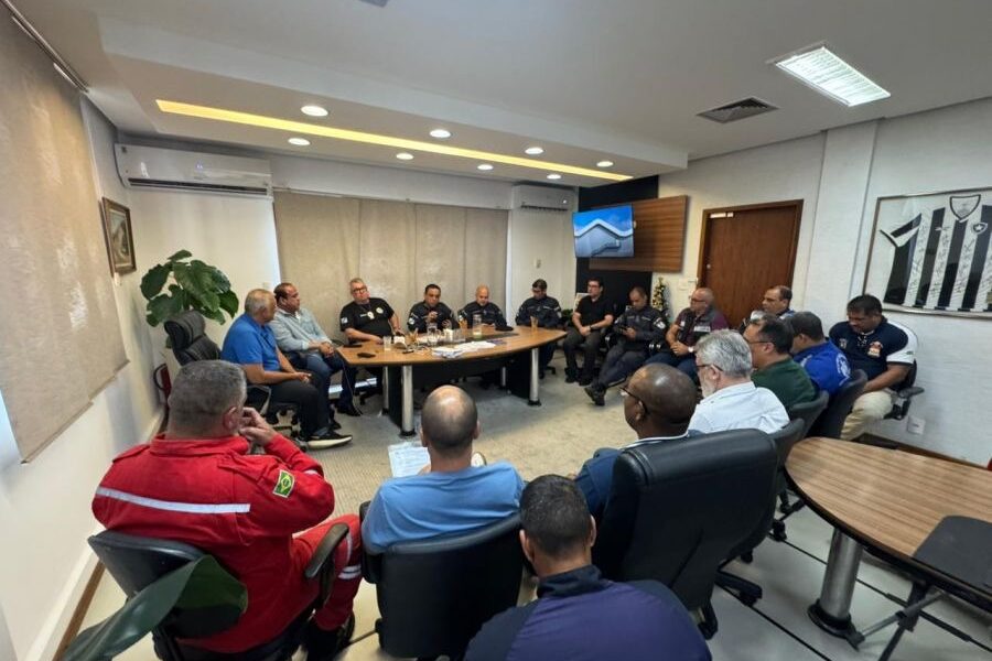 Prefeitura alinha ações com forças de segurança para o Réveillon 2026