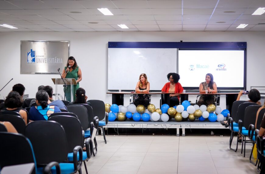 Após cinco anos de estudos em Macaé , alunos concluem formação no CMI