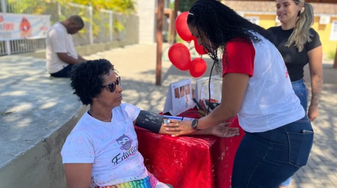 Ações de prevenção e diagnóstico movimentam abertura do Dezembro Vermelho em Quissamã